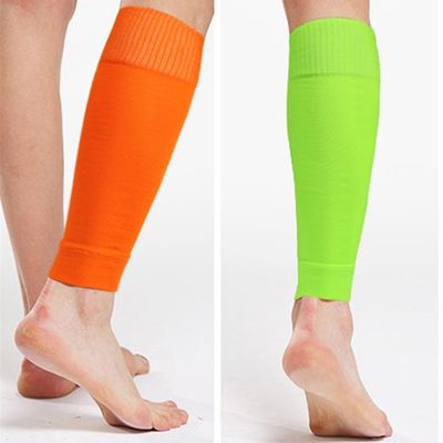 Calzini sportivi a compressione a modello solido per una protezione e prestazioni elevate delle gambe elastiche