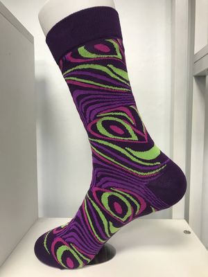 Stagione primaverile calze in cotone pettinato in colore viola rosso poliestere spandex in fibra per uomo
