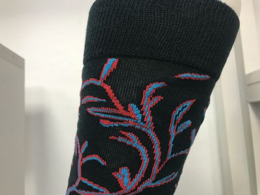 Calzini da uomo stile hip hop stile strada etichetta personalizzata calzini di cotone nero con stampa personalizzata