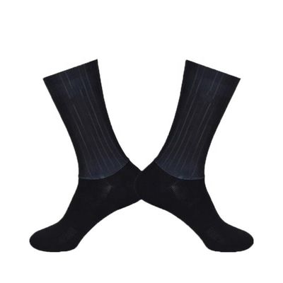 Comodi calzini sportivi per uomini con caviglia scivolosa e secca veloce per la vita quotidiana e lo sport