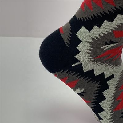 70% cotone pettinato 28% nylon 2% spandex calze personalizzate per uomini in nero