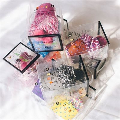 Calze da torta con calzature da inverno con design creativo di palline e disegno DOT