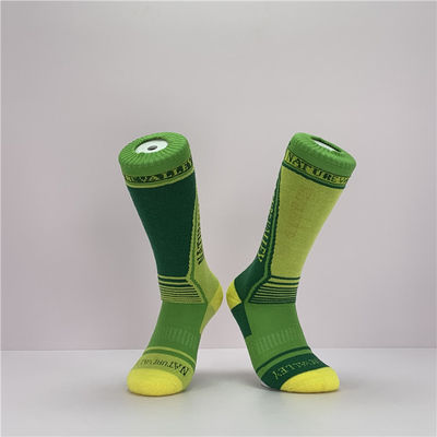 Anti-slip respirabile sudore Wicking Lettera Modello calzini sportivi lunghi per 39-41 taglia