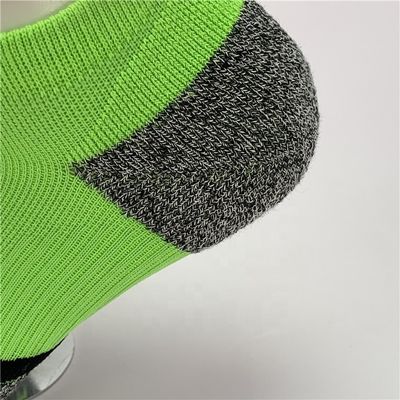 43% di cotone Logo di design personalizzato Calzini da corsa per il comfort e la durata