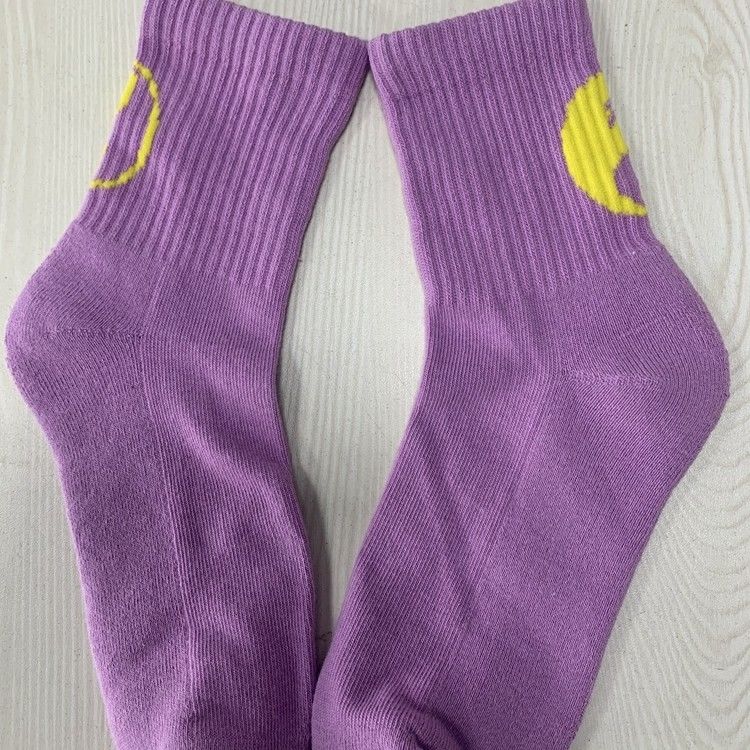 Calzini casual per donne Logo colore personalizzato OEM pettinato cotone semilupo caviglia calzini carini