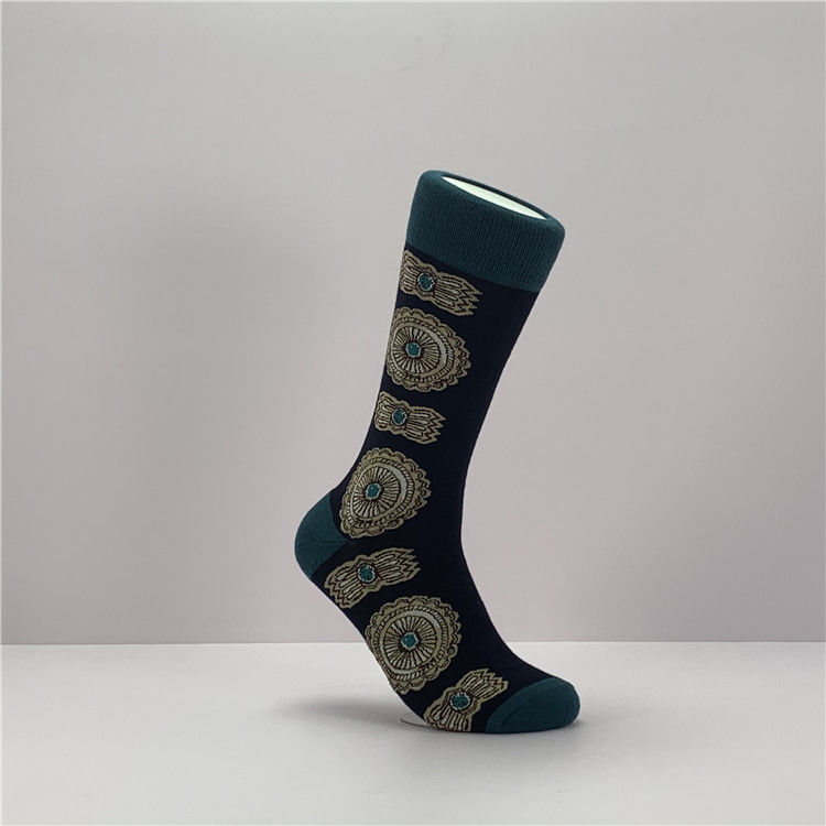 Logo personalizzato calzini di cotone nero per il comfort delle caviglie alte su sport adulti unisex