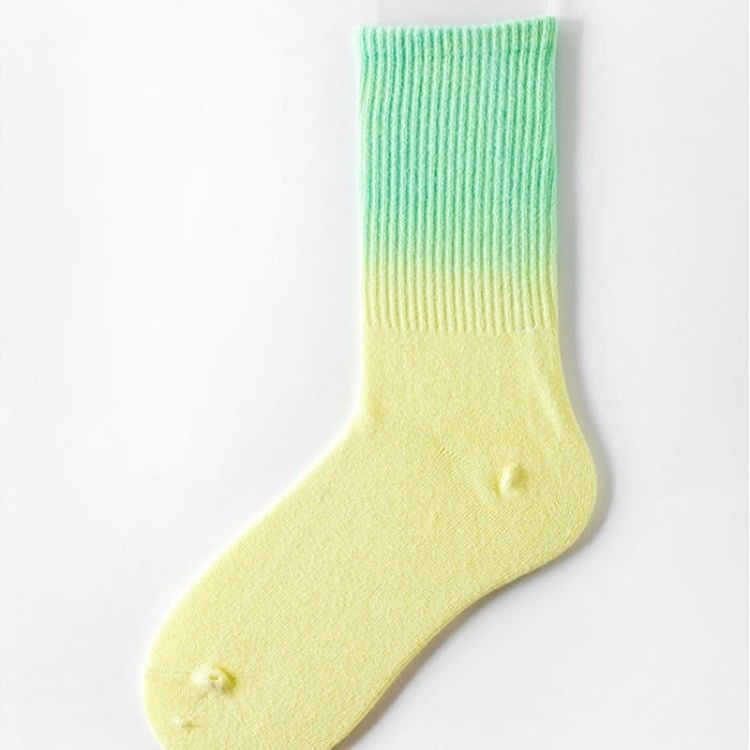 Calzini estivi a grappolo a colorazione per uomini e donne Calzini da pattinaggio monocilindrico di cotone colorati