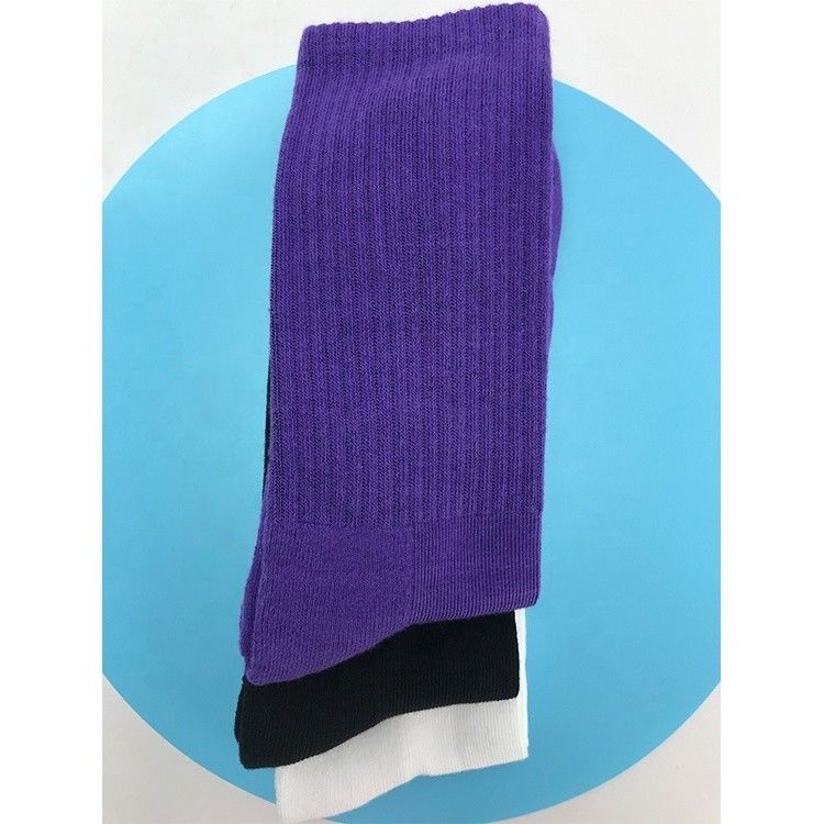 Calzini da basket a rilevamento aghi in viola 70% cotone pettinato 25% poliammide per correre